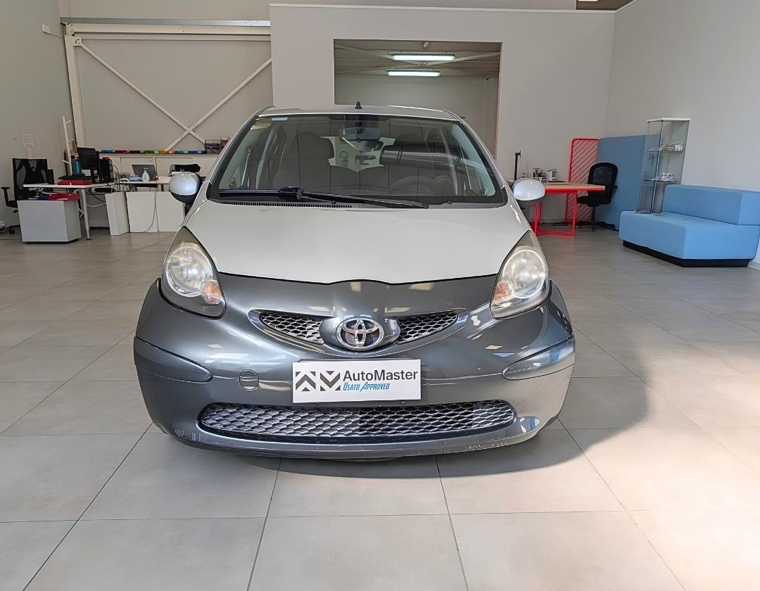 TOYOTA Aygo 1ª serie - Aygo 1.0 12V VVT-i 5 porte