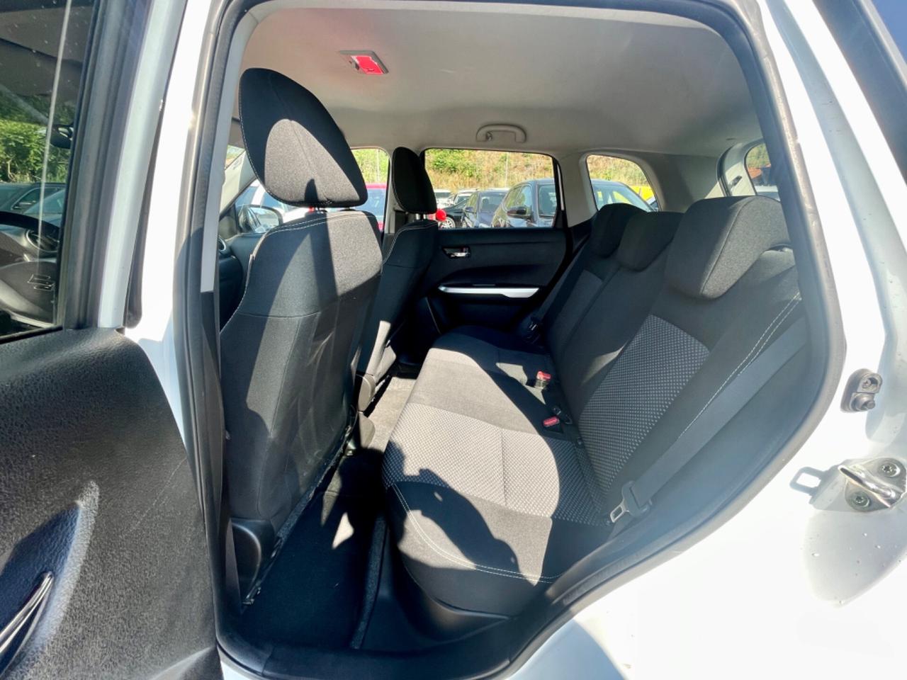 Suzuki Vitara 1.6 DDiS 4WD TOP radar-telecamera