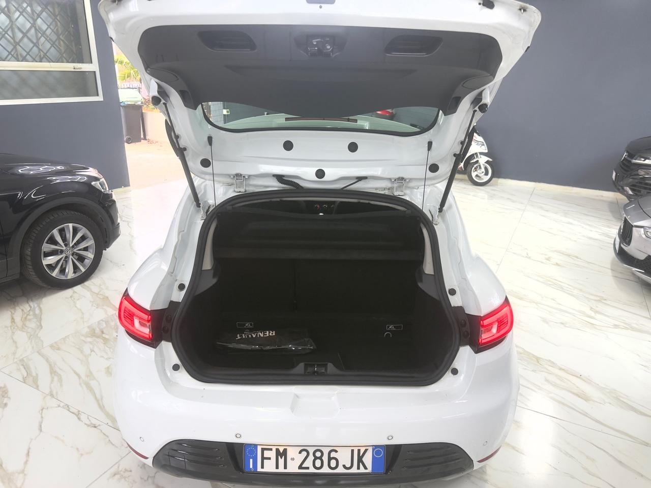 Renault Clio dCi 8V 90 CV 5 porte Duel2