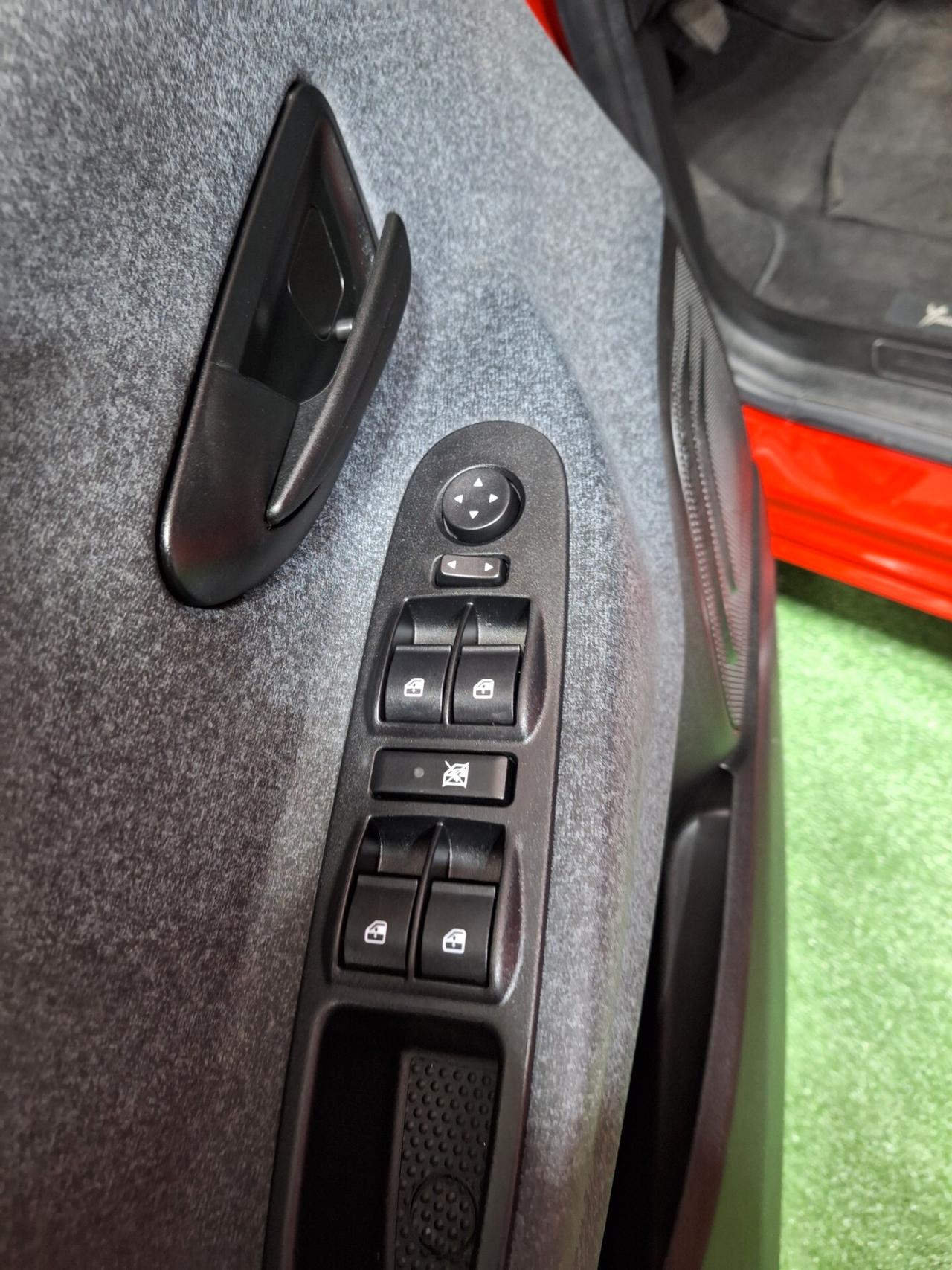 Lancia Ypsilon 1.2 69 CV S&S My19 E6