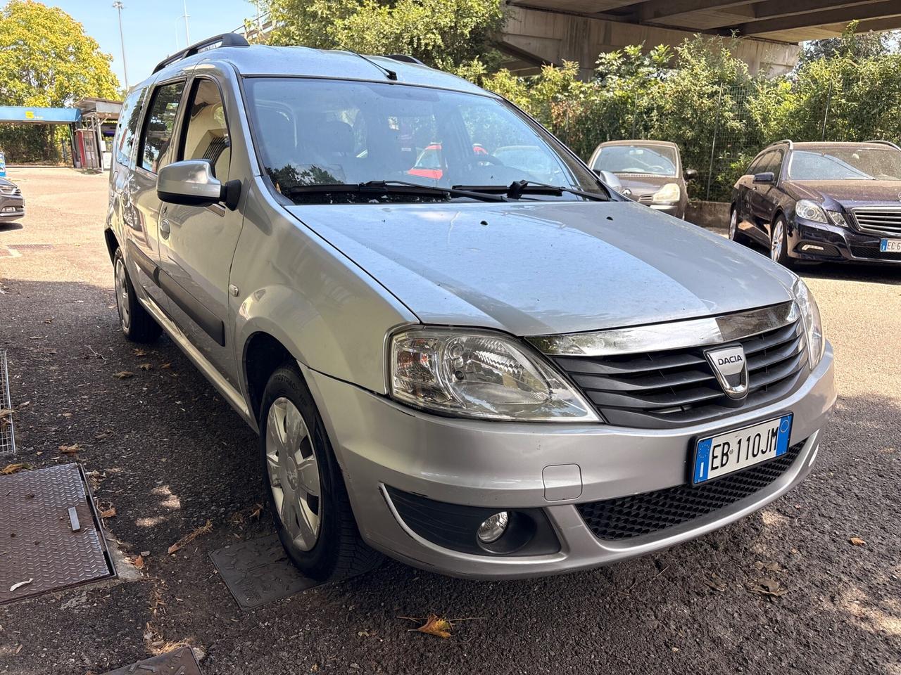 Dacia Logan MCV 1.5 dCi 85CV 7 posti Lauréate 2010
