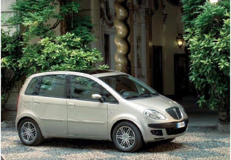 Lancia Musa I 2004 1.9 mjt Oro