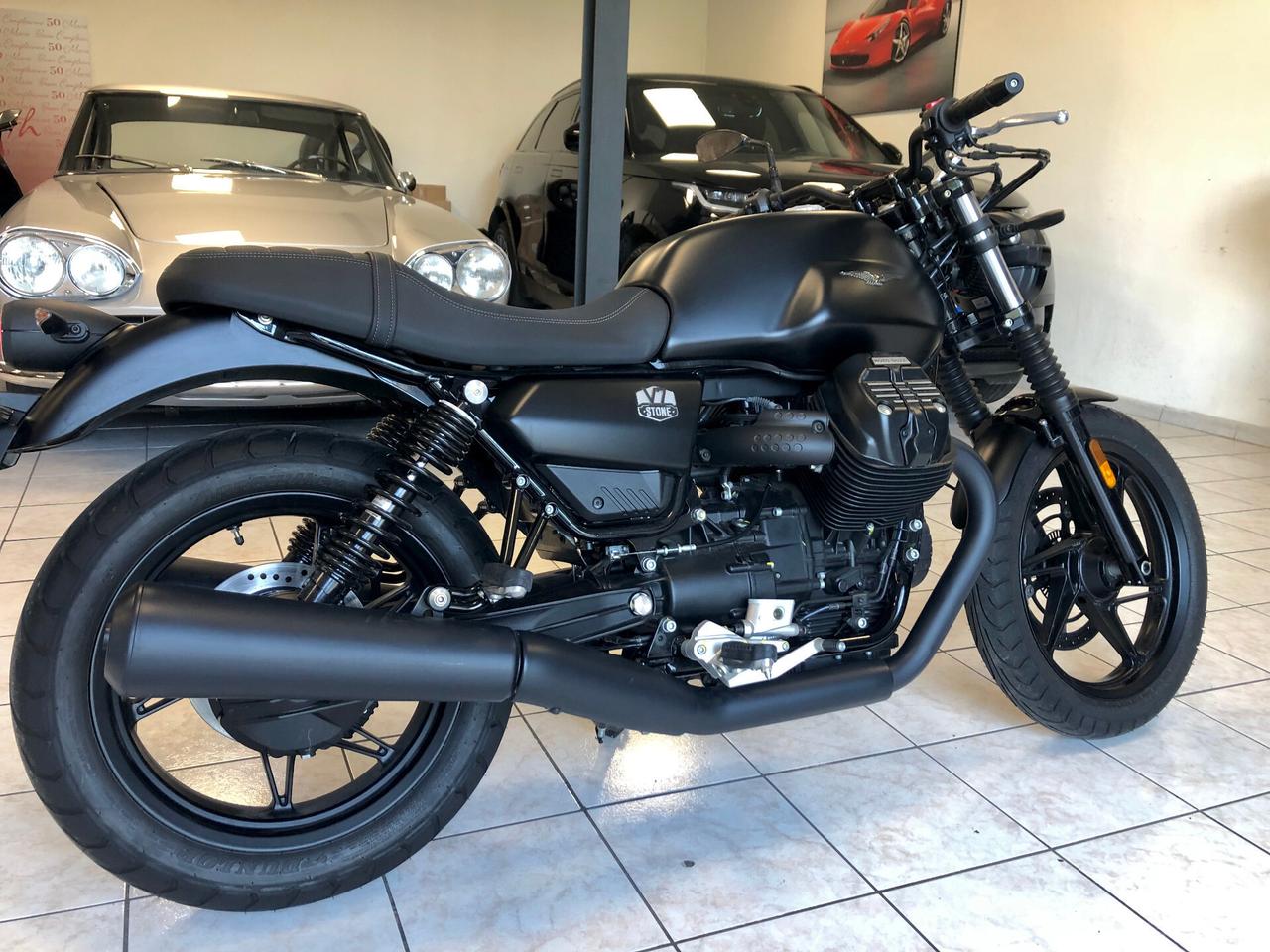 Moto Guzzi V7 IV Nuova! Storme Centenary Edition Black Originale