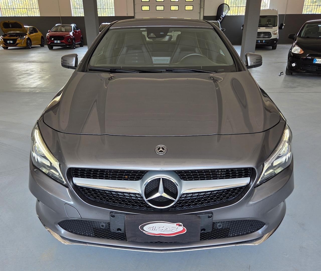 Mercedes-benz CLA 200 Business