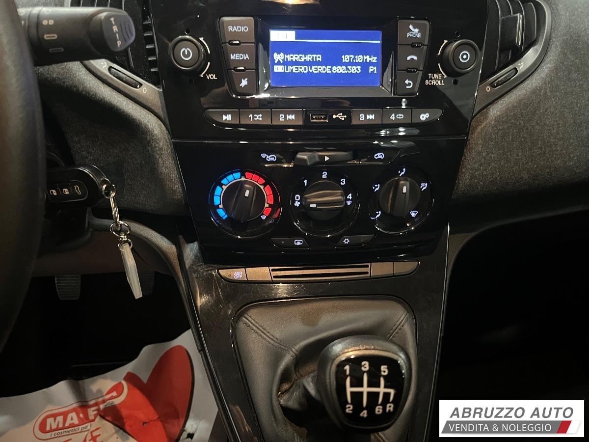 LANCIA Ypsilon 1.0 FireFly 5p.Hybrid UnYca