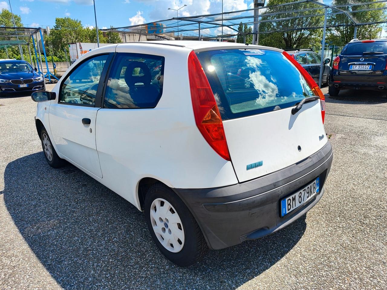 Fiat Punto 1.2i cat 3 porte