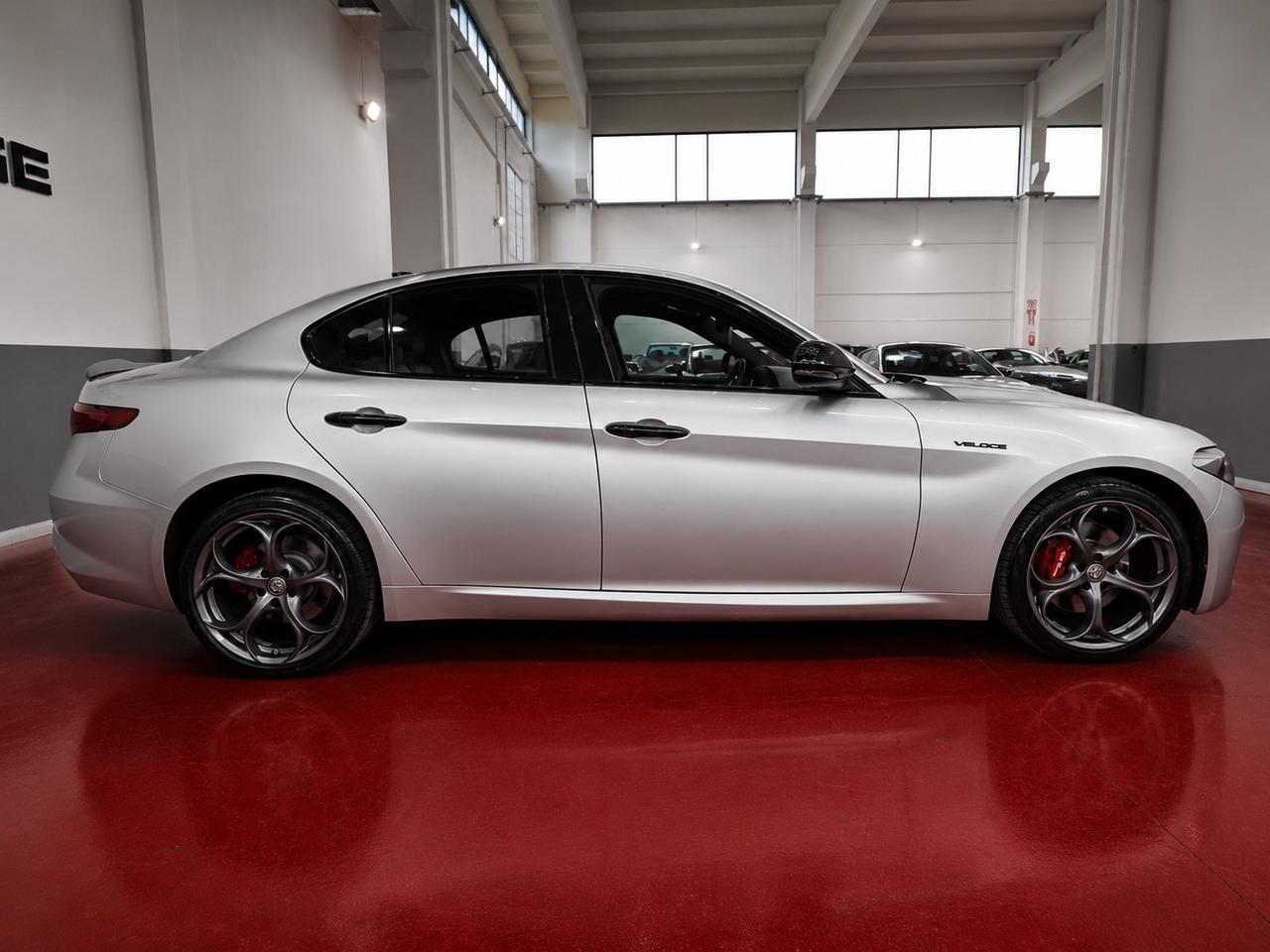Alfa Romeo Giulia 2.0 Turbo 280 CV AT8 AWD Q4 Veloce
