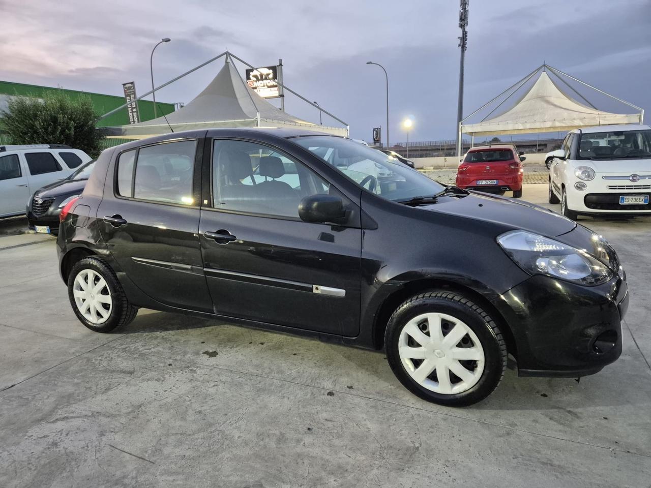 Renault Clio 1.2 16V 5 porte Luxe NAVIGATORE