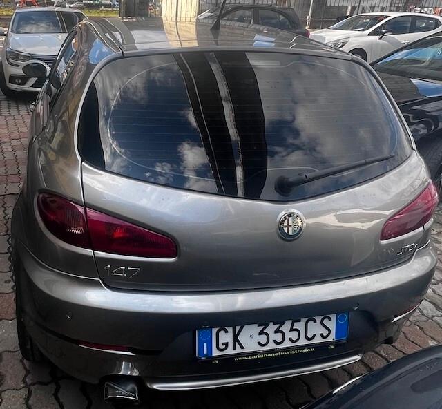 Alfa Romeo 147 1.9 JTD (120) 5 porte Murphy&Nye