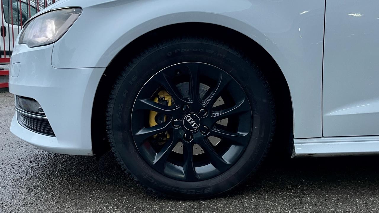 AUDI A3 SPB 1.6 ULTRA ATTRACTION TDI 110CV - FULL LED, NEOPATENTATI