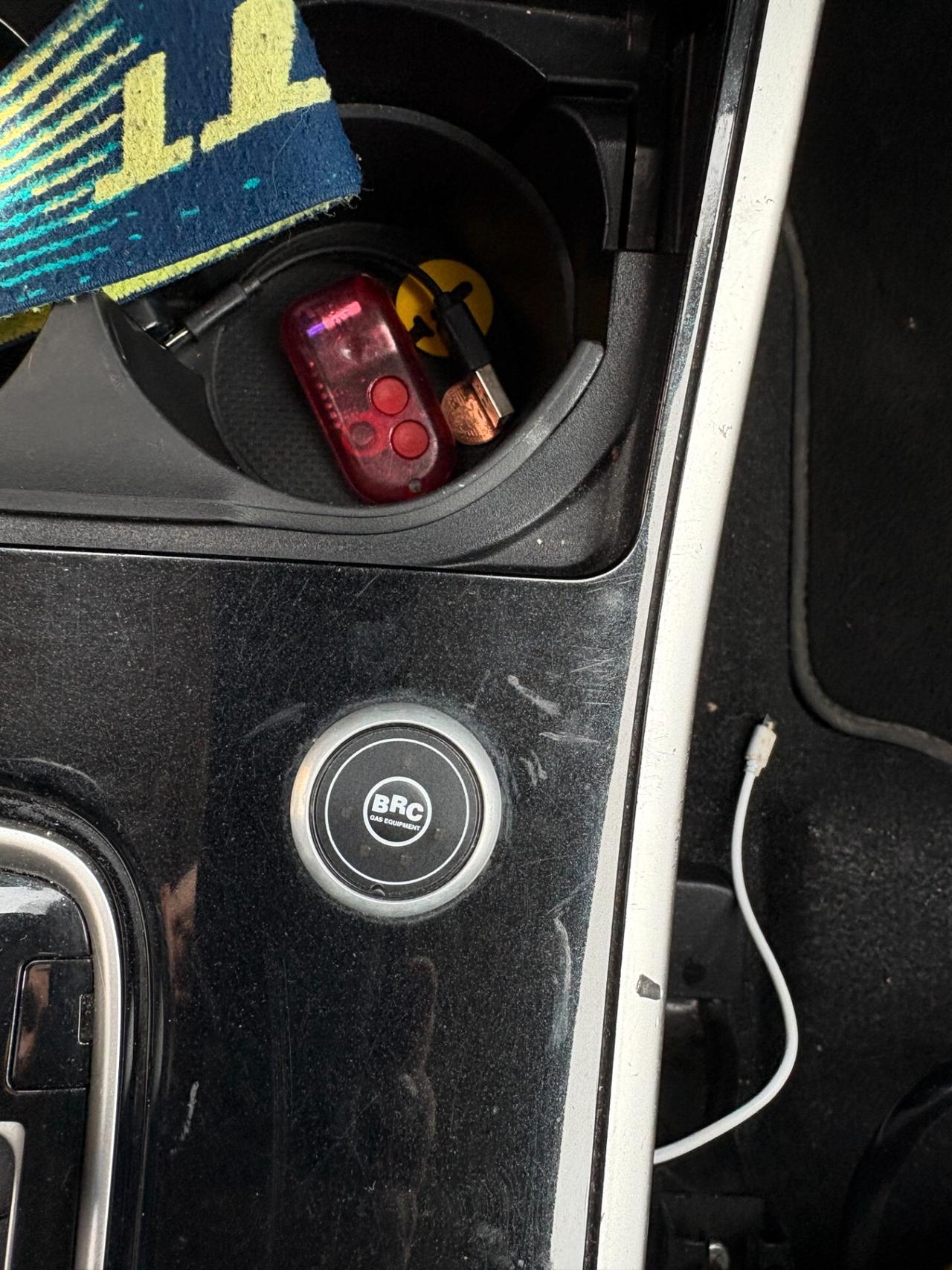 Mitsubishi Outlander 2.0 4WD GPL Bi-fuel CVT Diamond SDA 7 posti