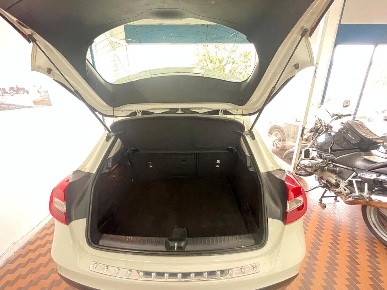 Mercedes-benz GLA 200 GLA 200 CDI Automatic Sport