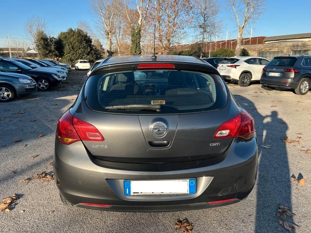 Opel Astra 1.7 CDTI 110CV 5 porte Elective