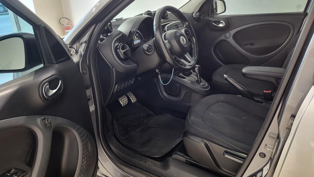 Smart ForFour ALLESTIMENTO BRABUS GPL