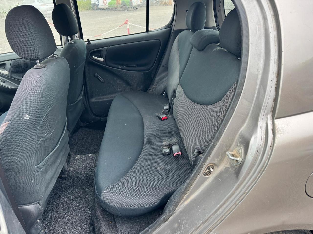 Toyota Yaris 1.4 tdi D-4D cat 5 porte 2004