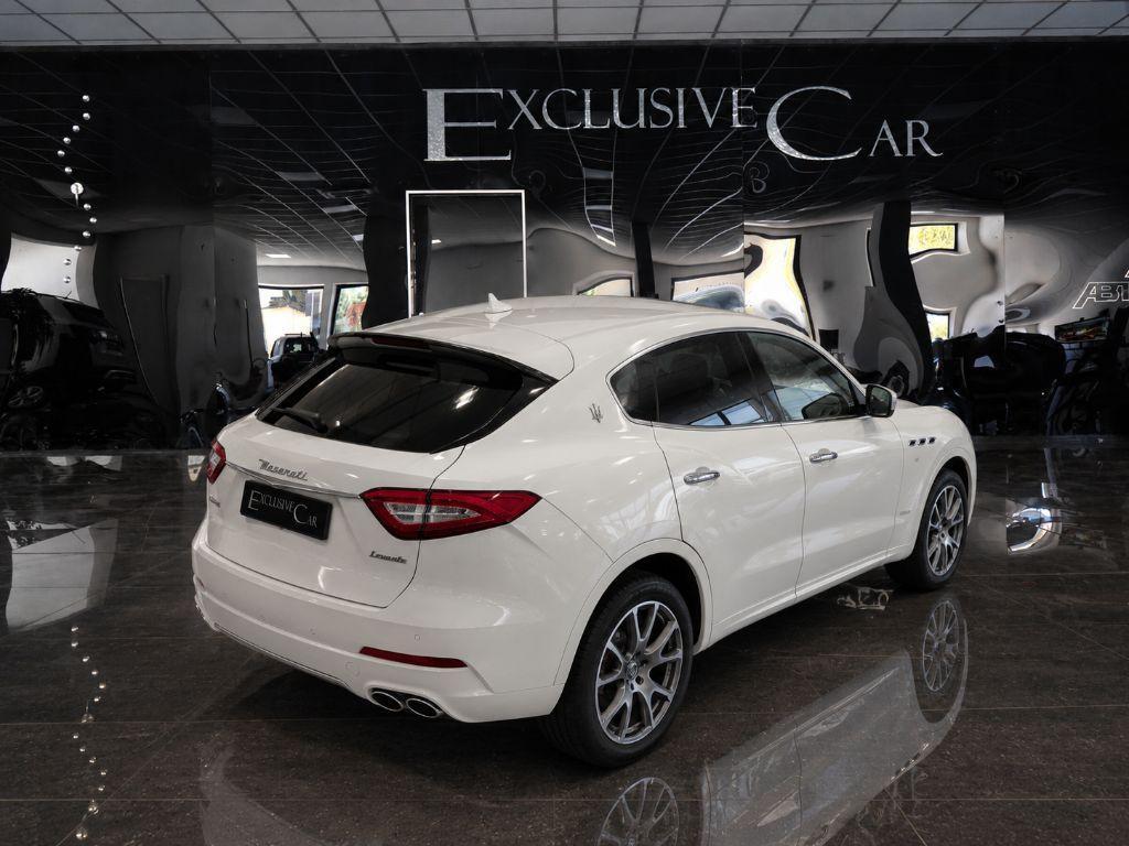 MASERATI - Levante - V6 Diesel 250 CV AWD