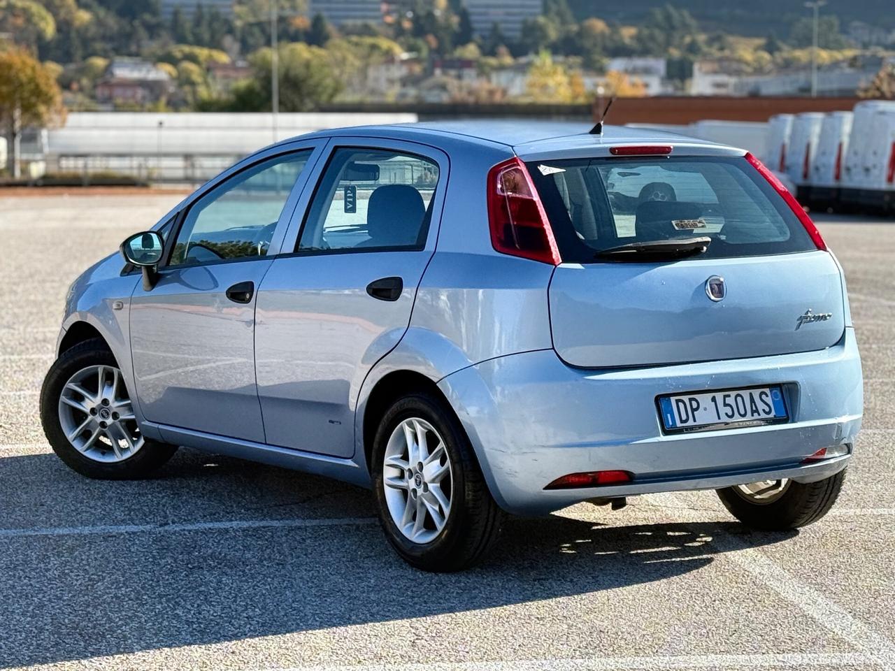 Fiat Grande Punto 1.2 5 porte ok neopatentati