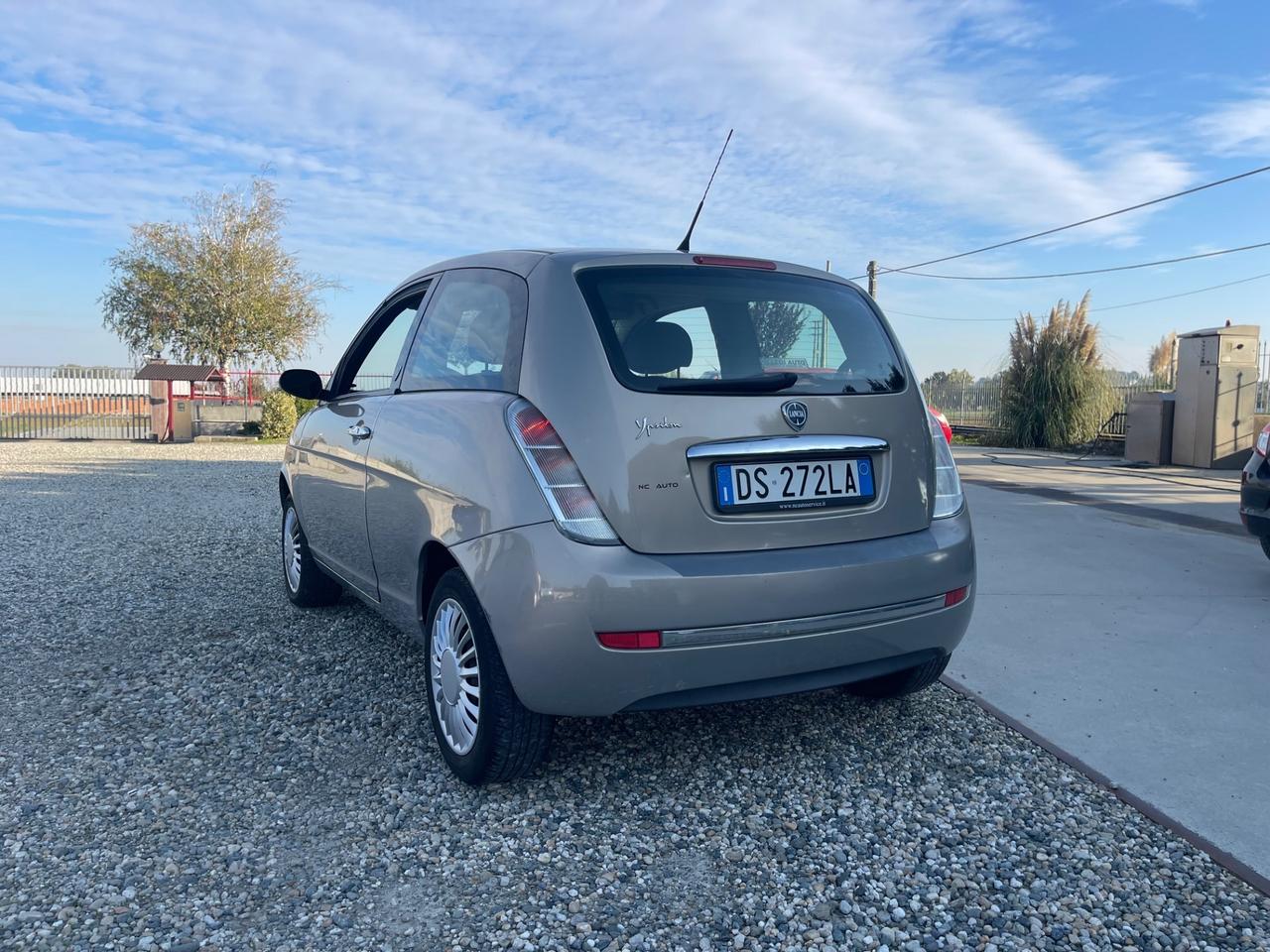 Lancia Ypsilon 1.2 Argento