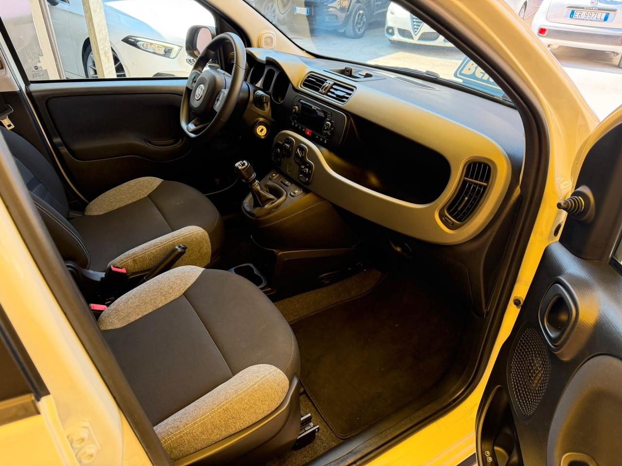 Fiat Panda 1.0cc hybrid 12 mesi di garanzia-2022