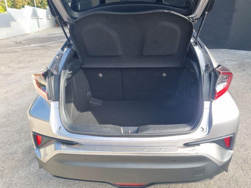 Toyota C-HR 1.8 Hybrid E-CVT Style
