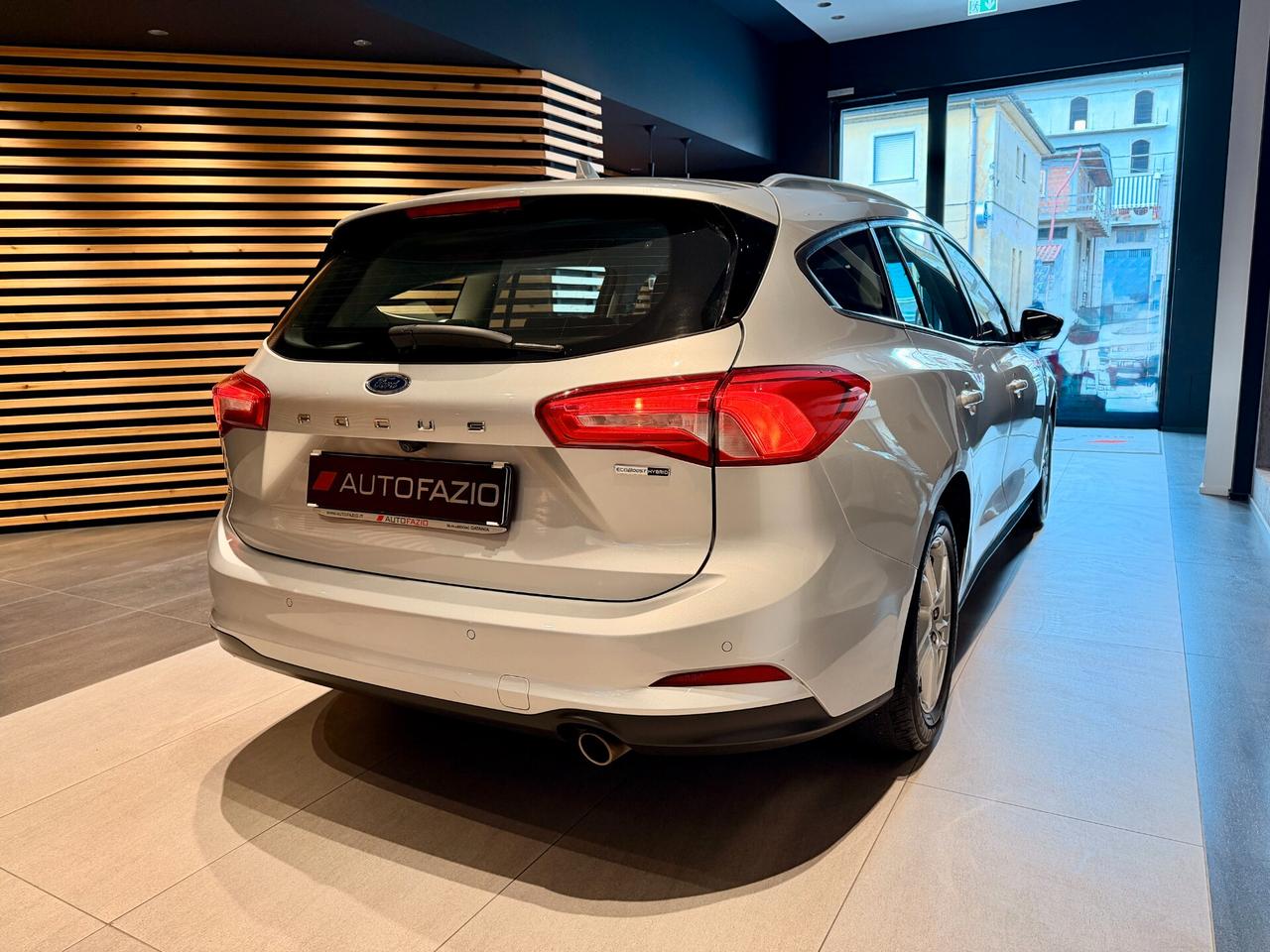 Ford Focus 1.0 EcoBoost Hybrid 125 CV SW Business