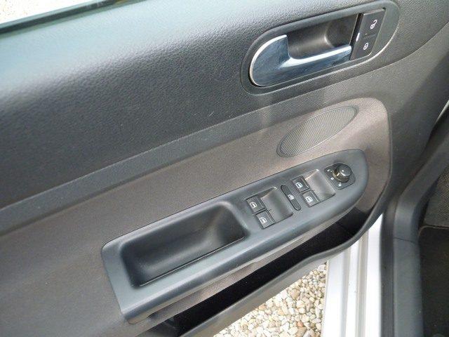 VOLKSWAGEN Golf Plus 1.6 Comfortline