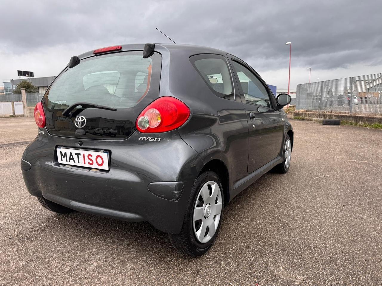 Toyota Aygo 1.0 VVT-i 69000 km GARANZIA 12m