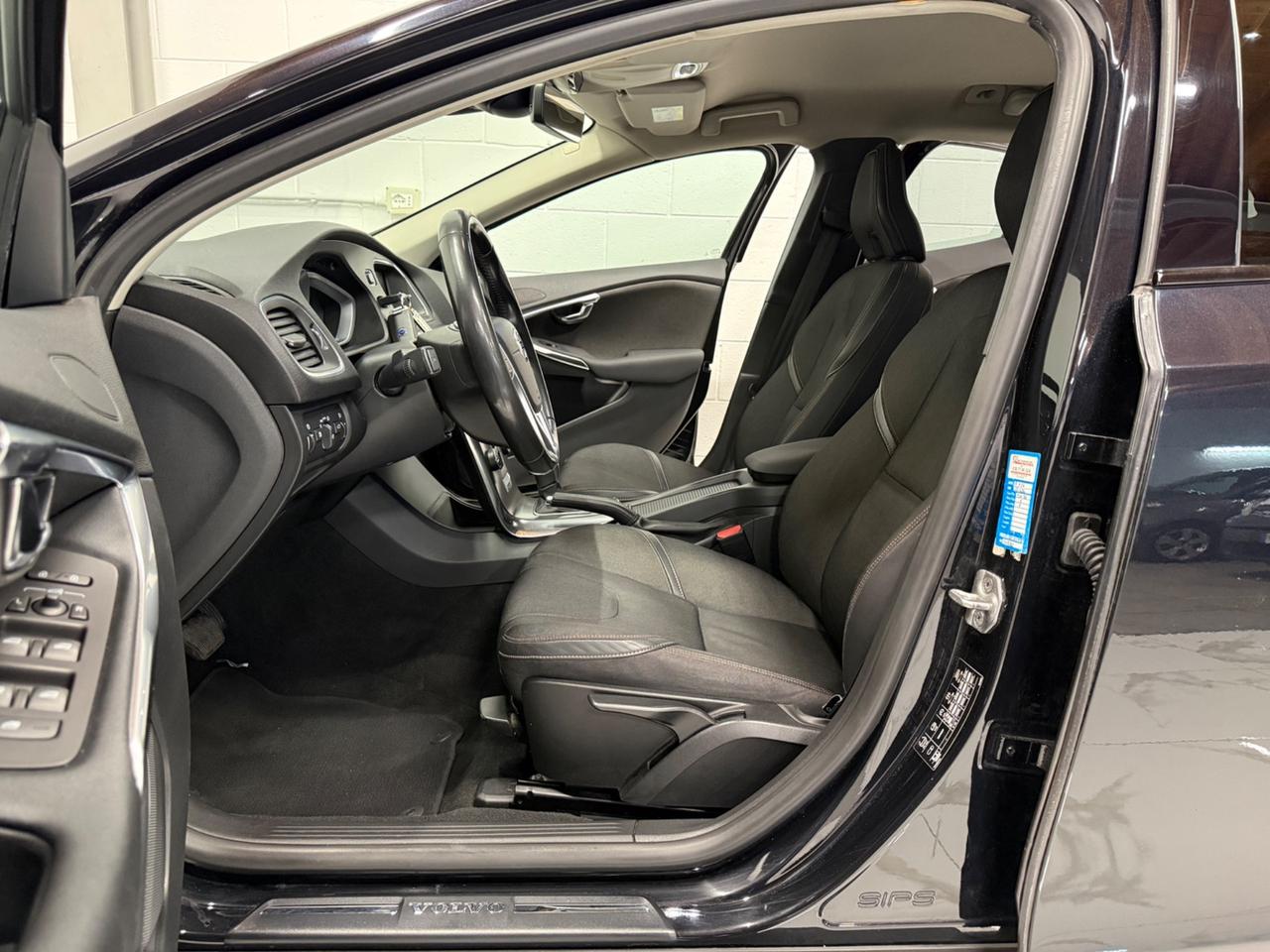 Volvo V40 Cross Country D2 1.6 Powershift Summum