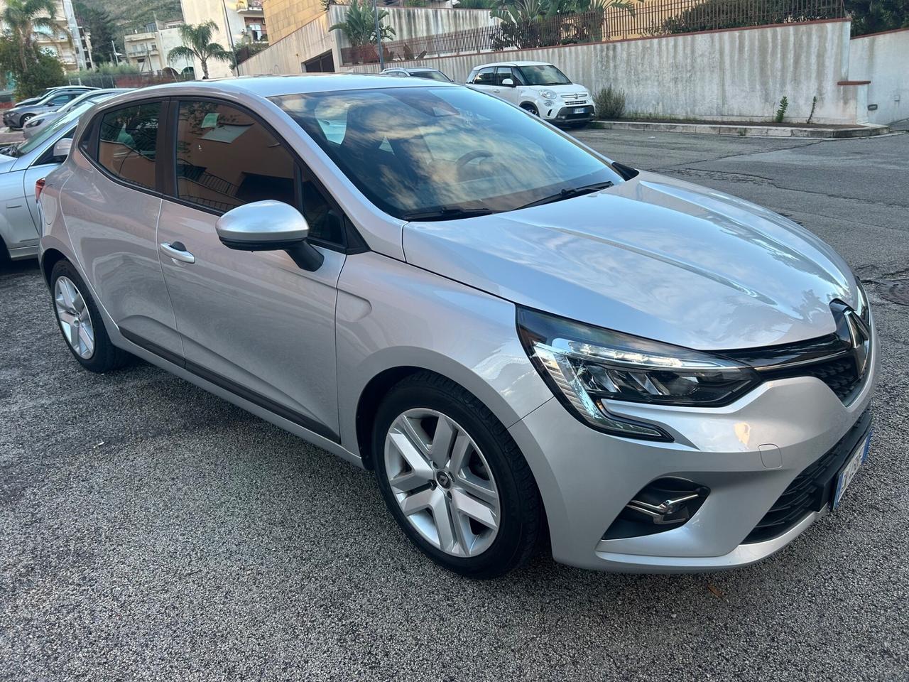 Renault Clio 1.0 BENZ IDEALE PER NEO PATENTATI