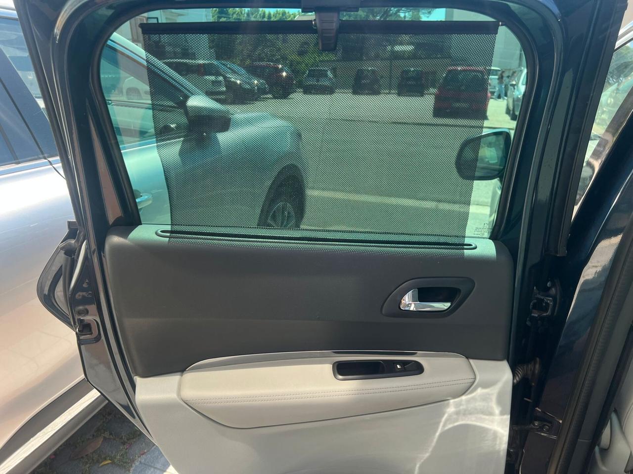Peugeot 3008 2.0 HDi 150CV Business