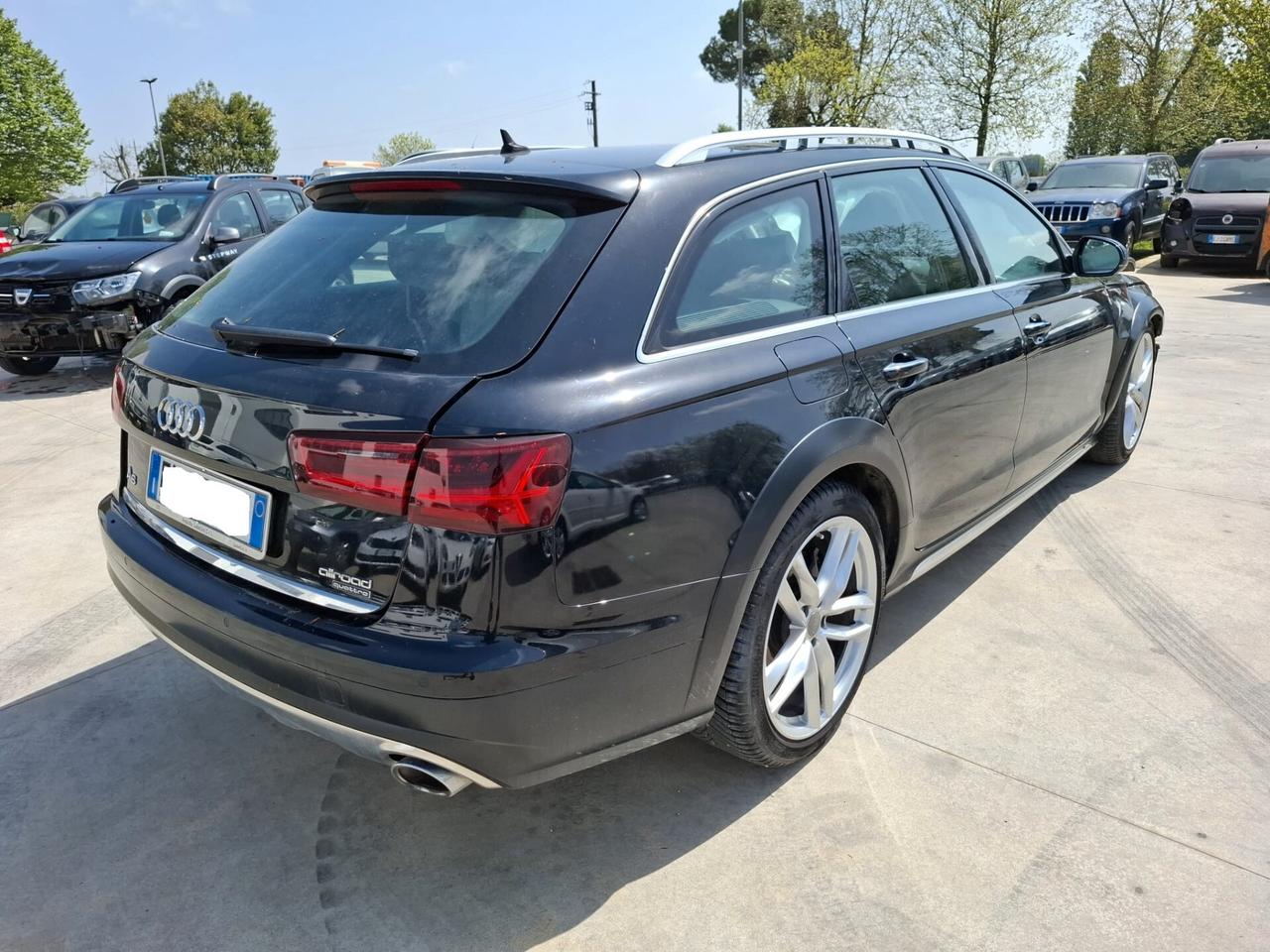 Audi A6 allroad 3.0 TDI 272 CV S tronic - SINISTRATA
