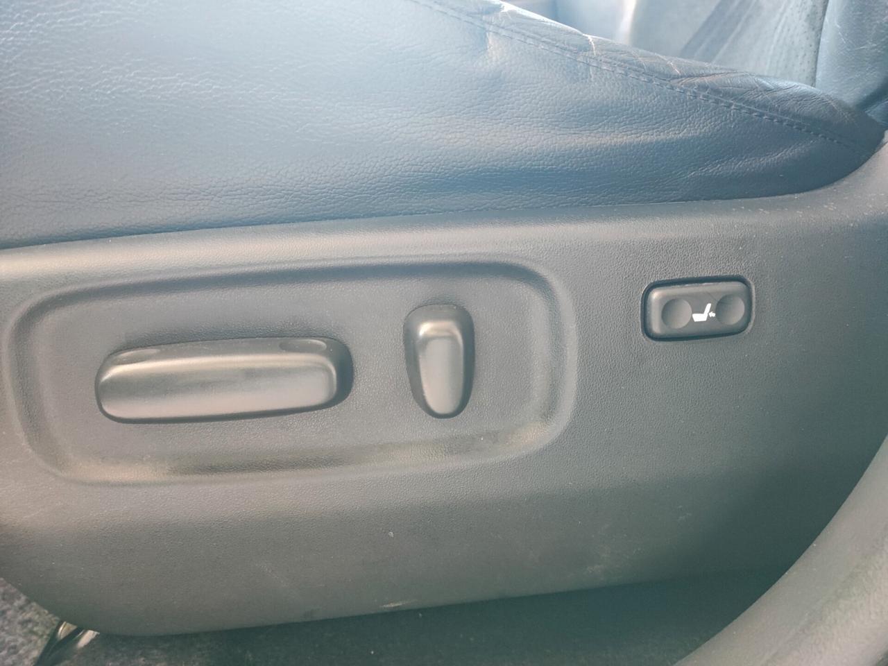 Toyota RAV 4 RAV4 Crossover 2.2 D-4D 150 CV DPF Exclusive GANCIO TRAINO