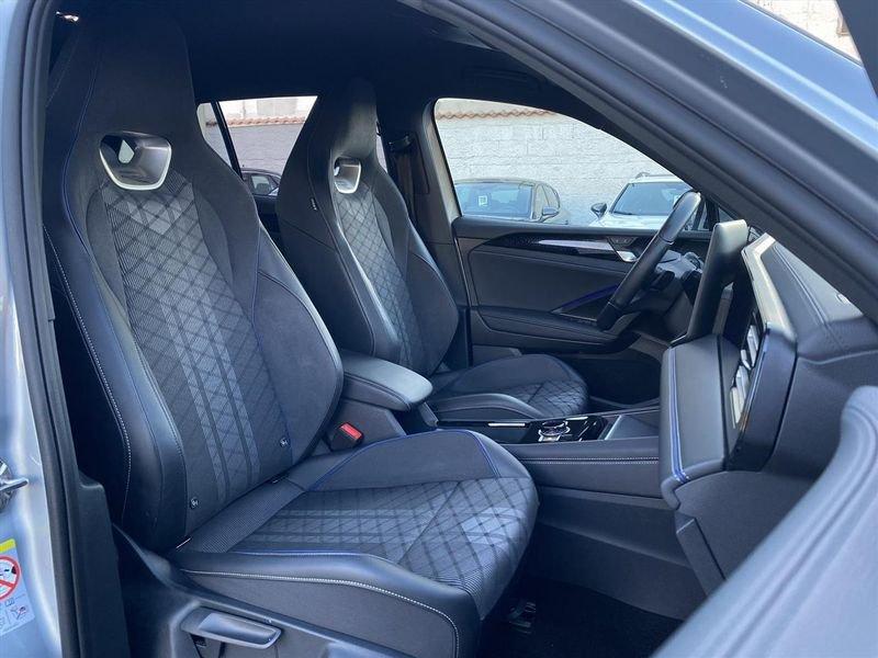 Volkswagen Tiguan R-Line 2.0 TDI 150CV DSG