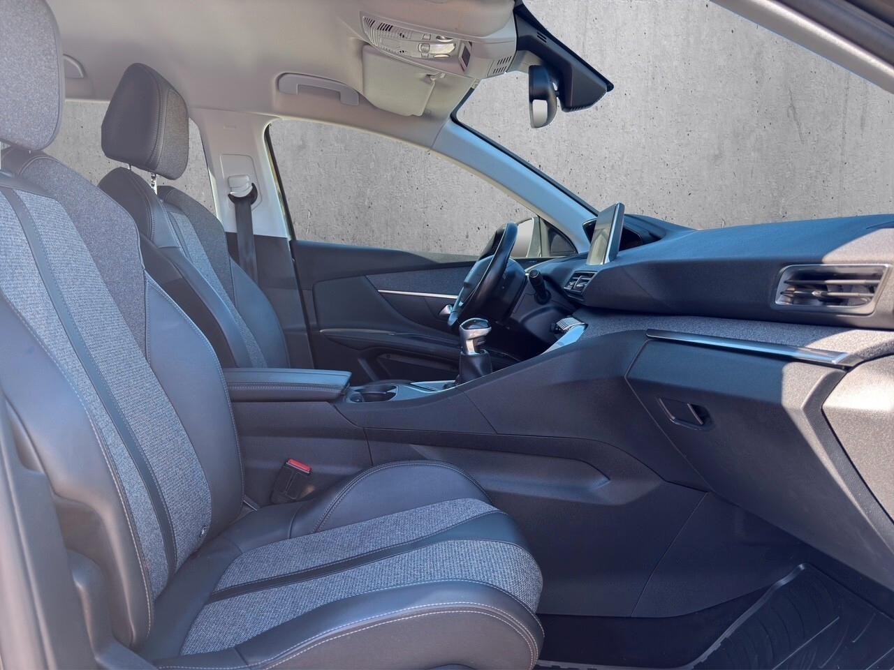 Peugeot 3008 BlueHDi 130 S&S Allure