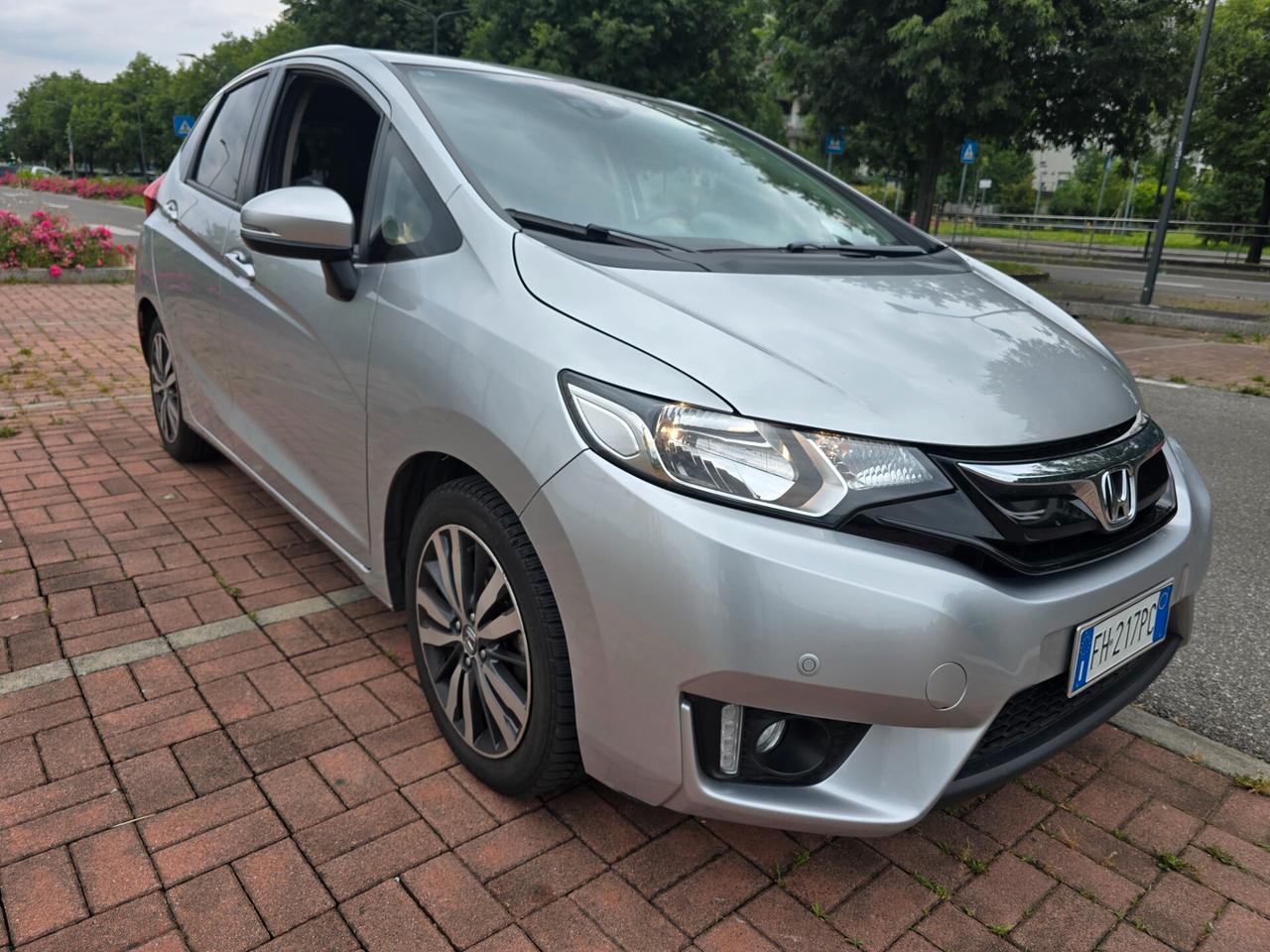 Honda Jazz Full OPTIONAL!!!!!! GARANZIA/PERMUTA