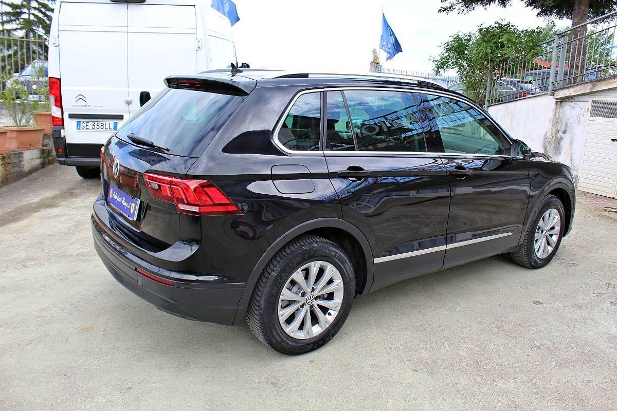 VOLKSWAGEN - Tiguan - 2.0 TDI DSG Advanced BMT
