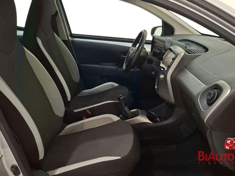 Toyota Aygo Aygo 5p 1.0 x-play my15