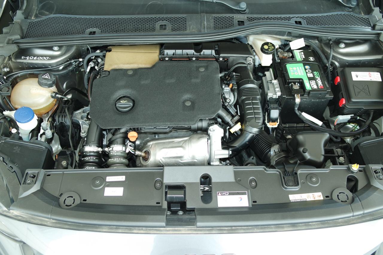 Peugeot 208 BlueHDi 100 Stop&Start 5 porte Allure