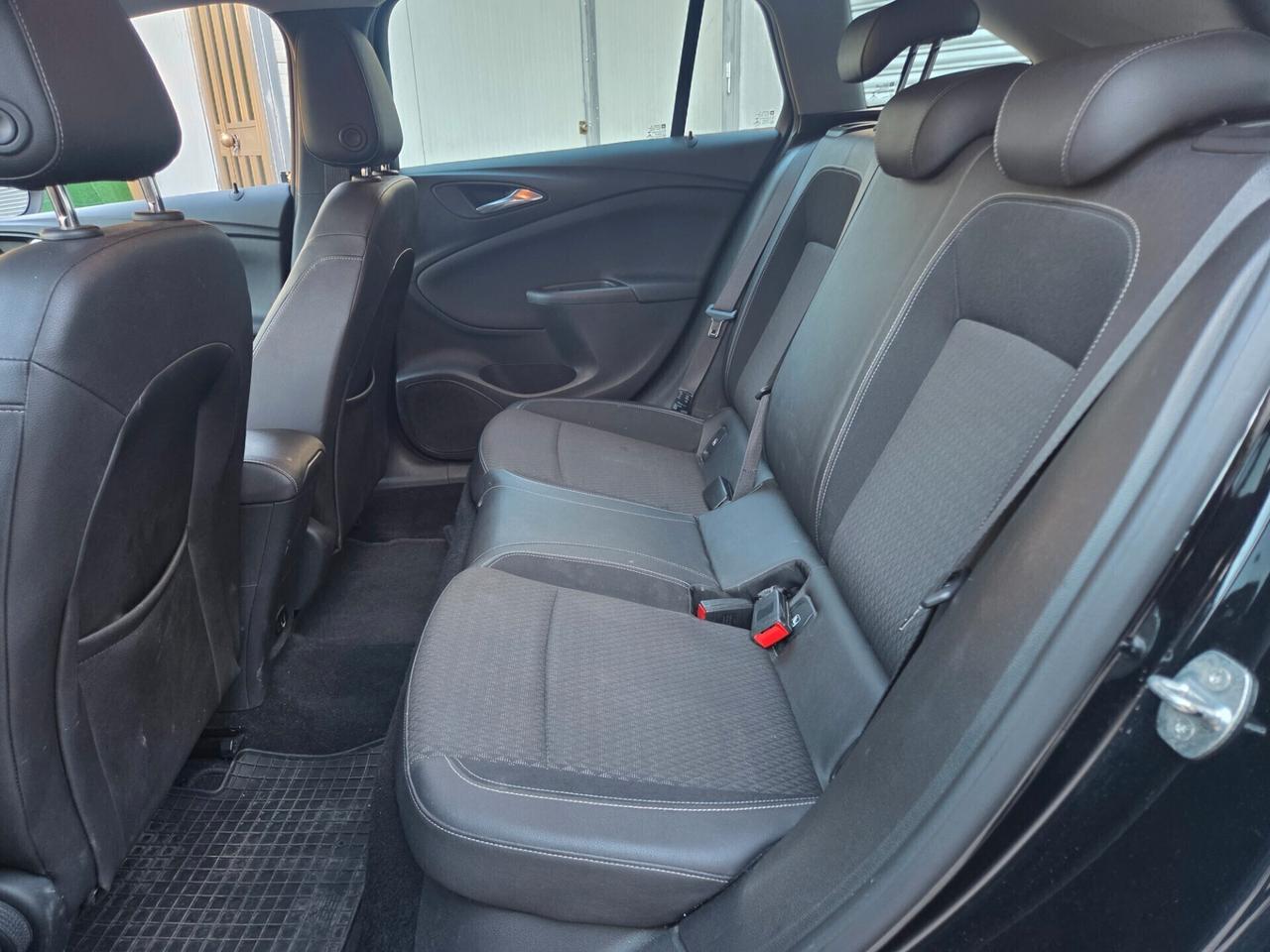 Opel Astra 1.6 CDTi 136CV aut. Sports Tourer Innovation