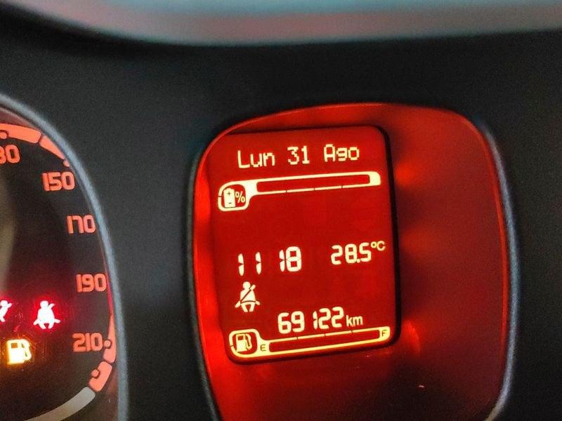 FIAT Panda Hybrid 1.0 70cv Hybrid City Cross AREA C FREE