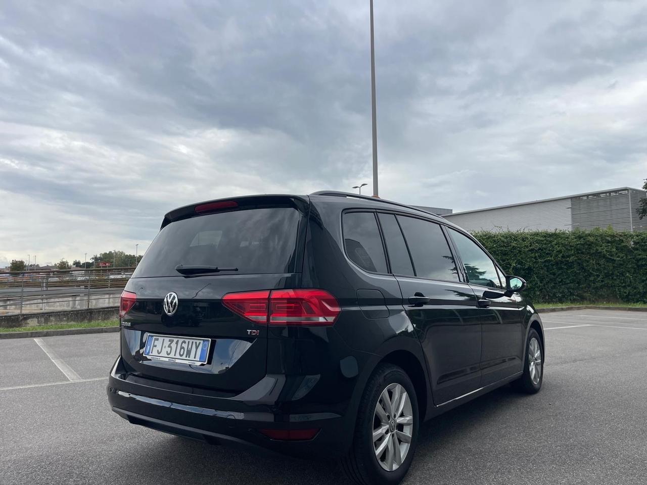 Volkswagen Touran 1.6 TDI 115 CV SCR DSG Comfortline BlueMotion Tech.
