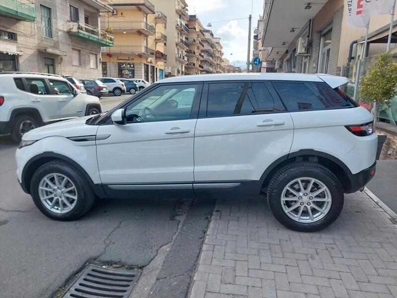 Land Rover Range Rover Evoque 2.2 TD4 150 CV 5p. Pure