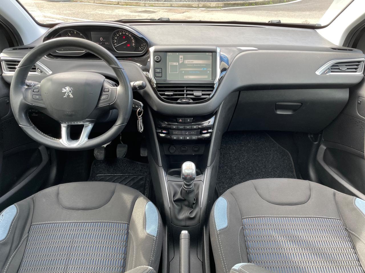 Peugeot 208 1.6 e-HDi 115 CV Stop&Start 5 porte Allure*Neo patentati *