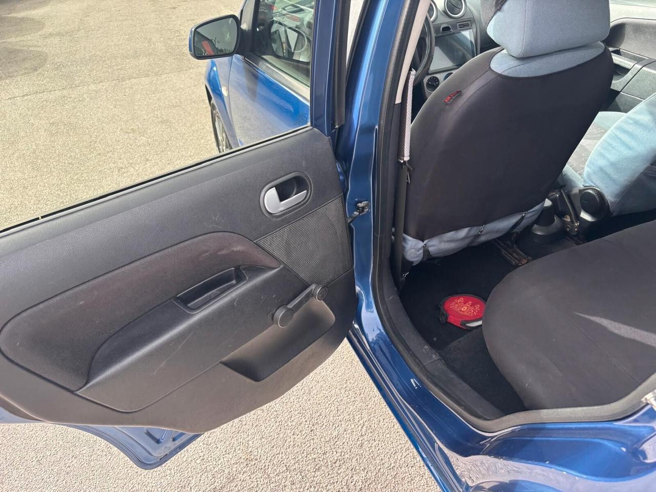 Ford Fiesta 1.4 TDCi 5p. Ghia