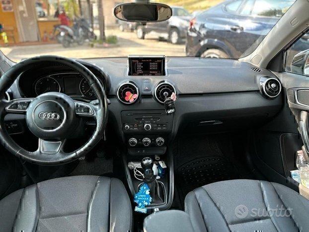 Audi a1 1.6 tdi 105 cv anno 2012 5 porte