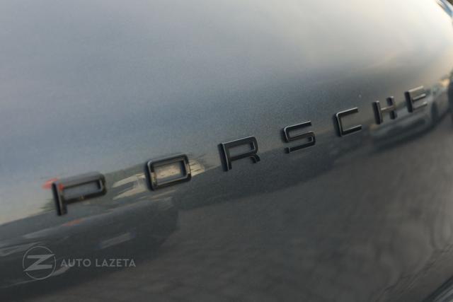 PORSCHE Macan 2.0 Sedili Riscaldabili Volante Elettrico 4x4
