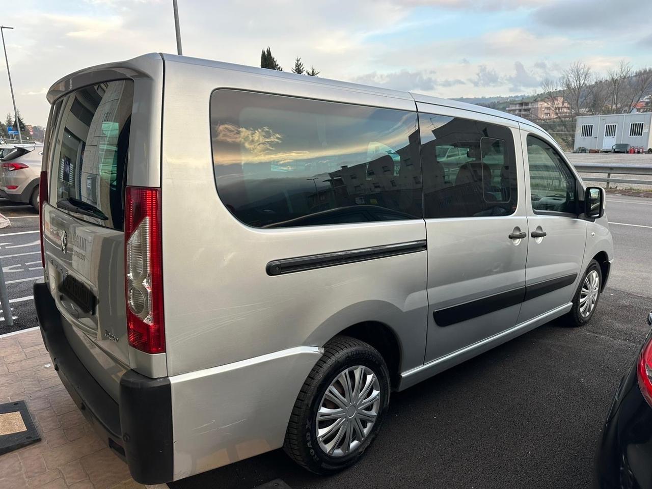 Peugeot Expert Tepee 2.0 HDi 136CV FAP PL Comfort 9P