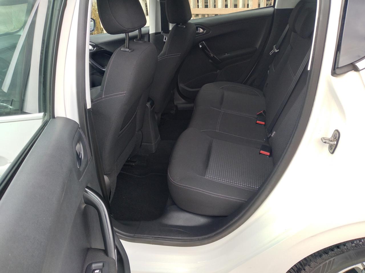 Peugeot 208 BlueHDi 75 5 porte Allure