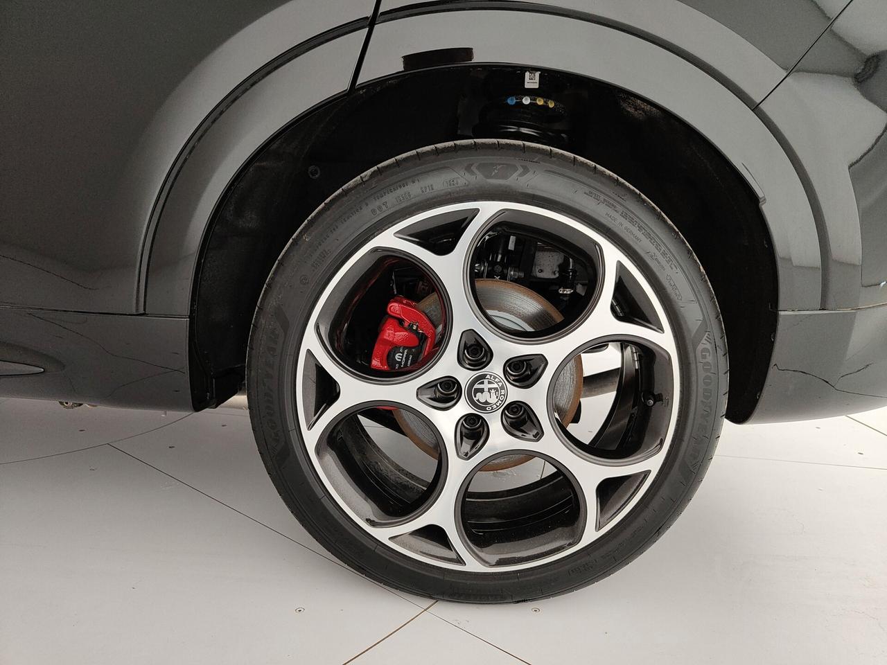 Alfa Romeo Tonale 1.3 280 CV PHEV AT6 Q4 Veloce