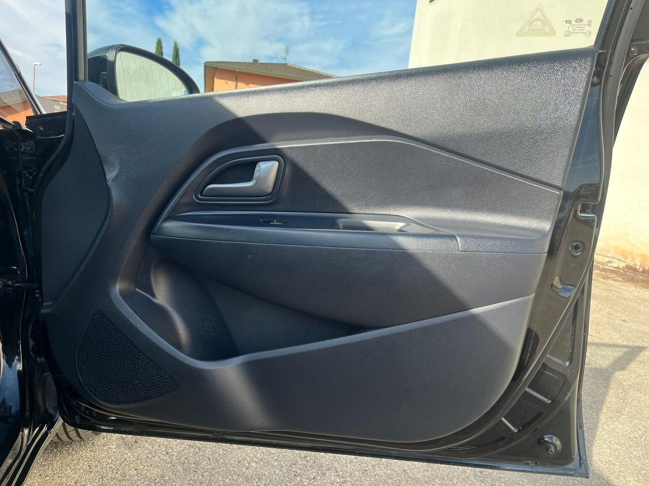 Kia Rio 1.1 CRDi 5p. Active 137000 km